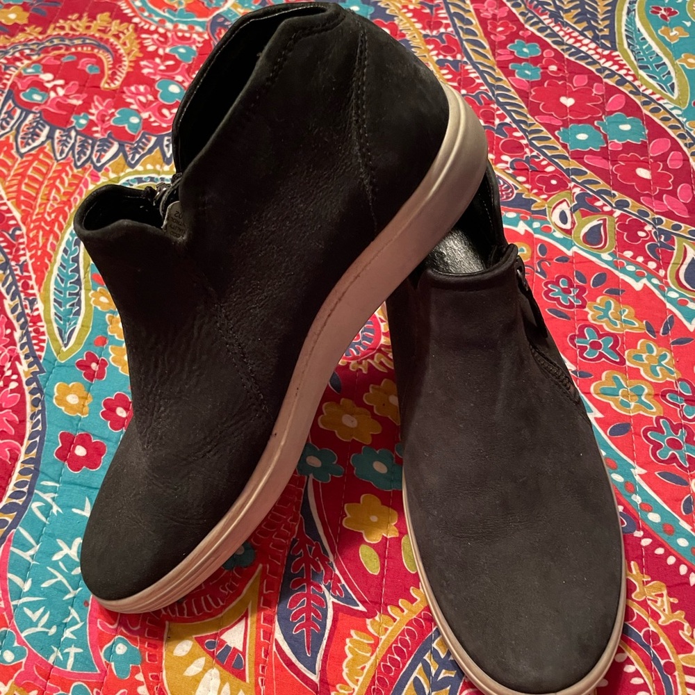 Ecco Black Leather Boot